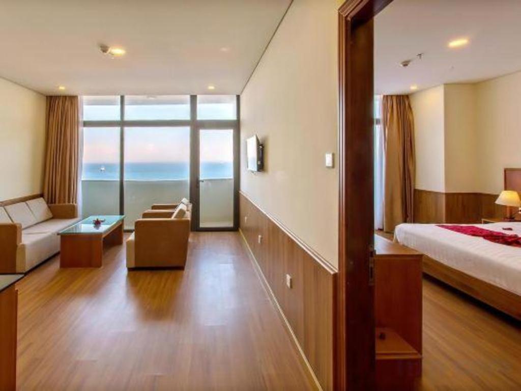 Golden Sea Hotel Дананг Екстер'єр фото